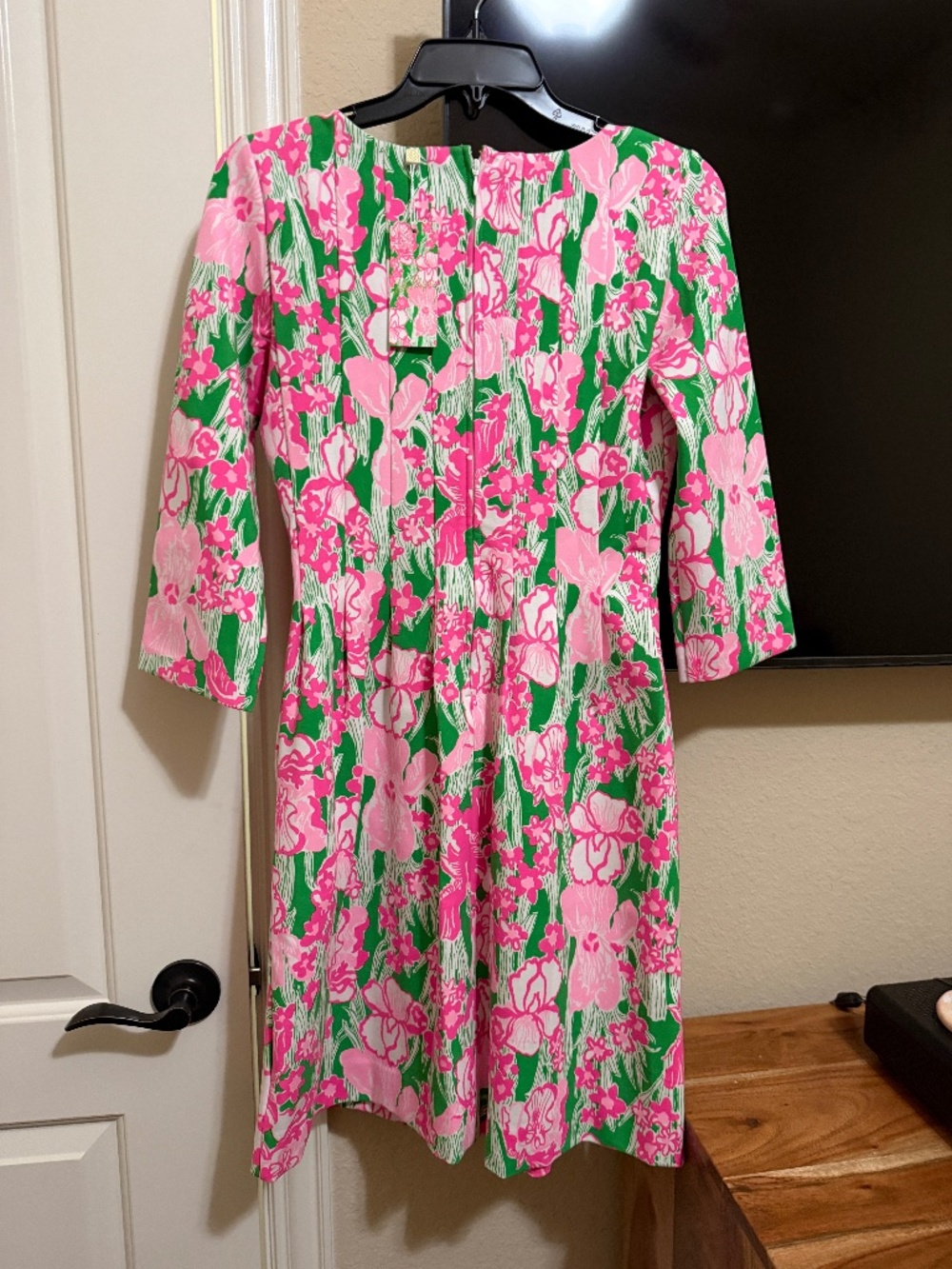 Knee length lovely Lilly